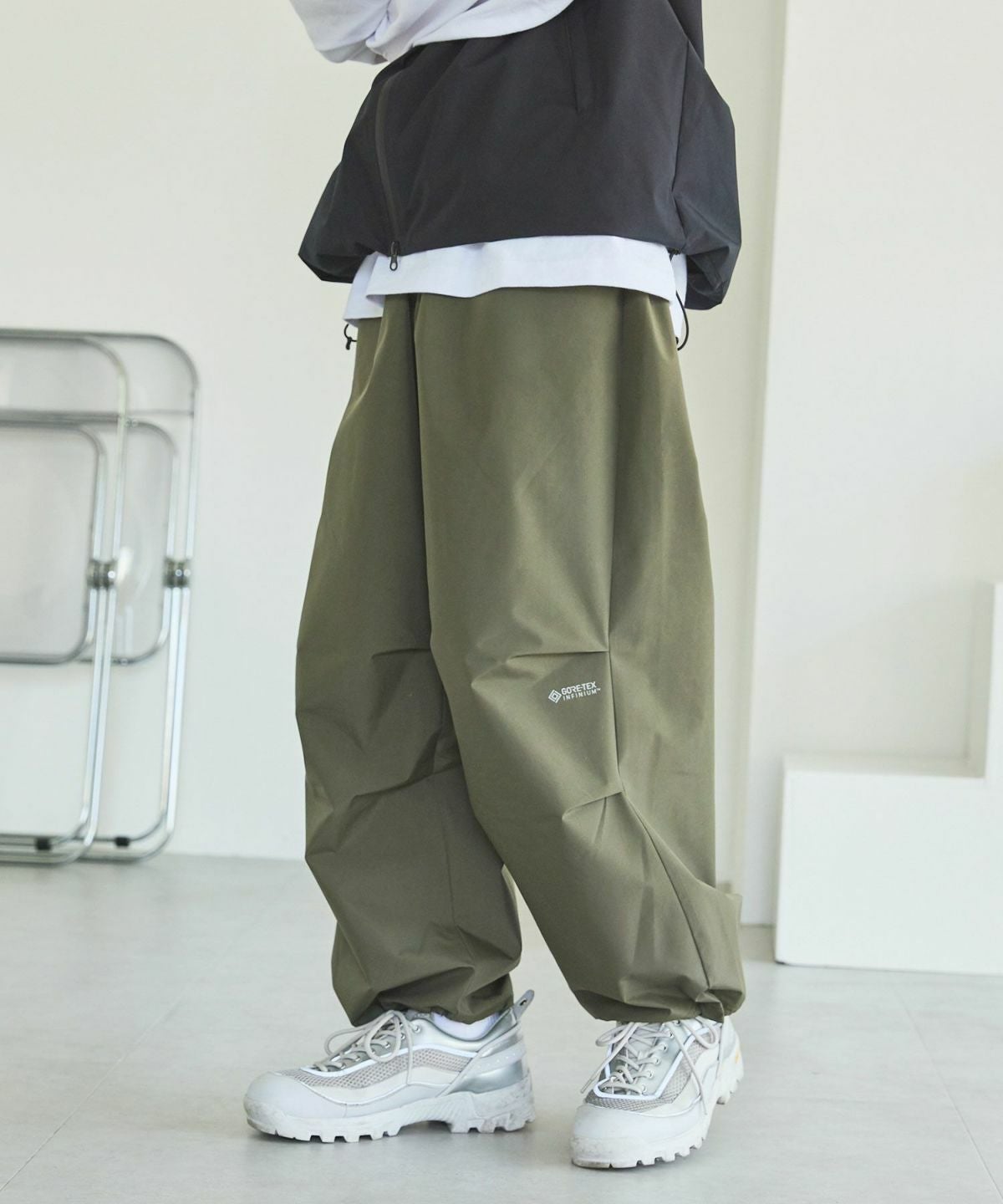 新品タグ付きPhenix × GORE-TEX INFINIUM パンツ　M OPENING ACT×+phenix] GORE‑TEX INFINIUM ワイドオーバーパンツ