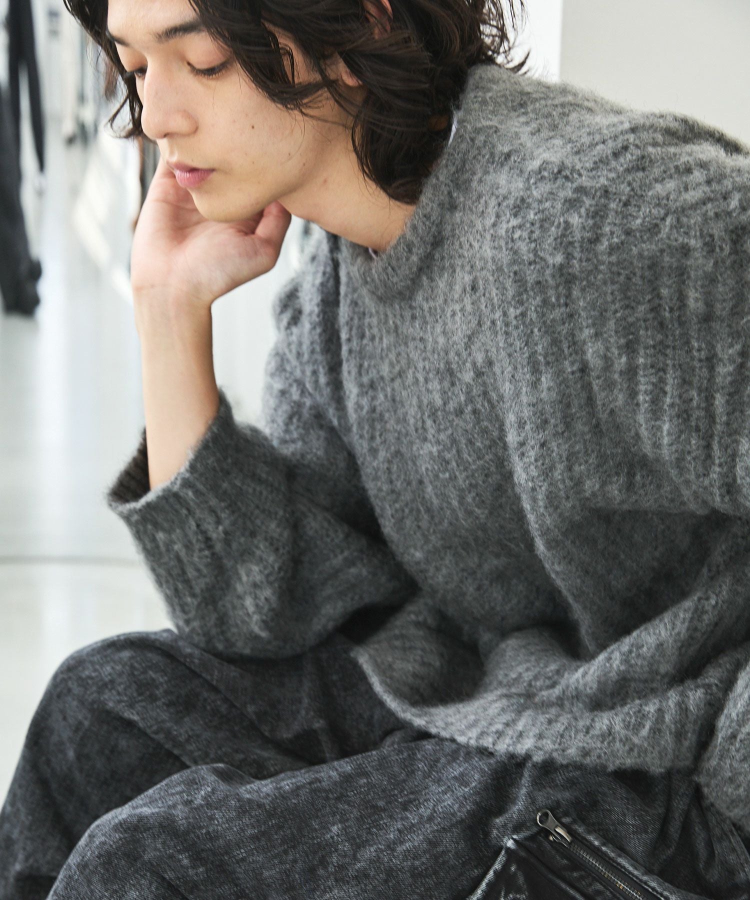 OPENING ACT] モヘアミックスショートレングスクルーネックニット