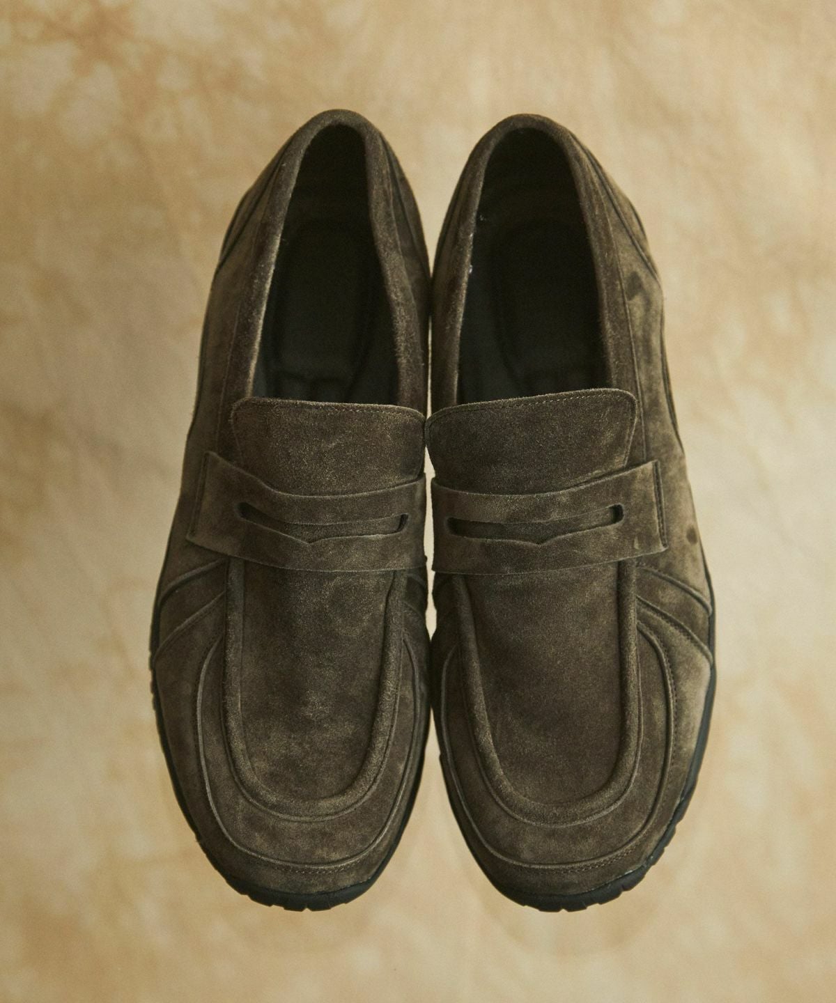 ゆ*ょ様 VIBRAM×OPENING ACT リアルレザースウェードローファー Vibram × OPENING ACT] ボリュームVIBRAMソールリアルレザースウェード