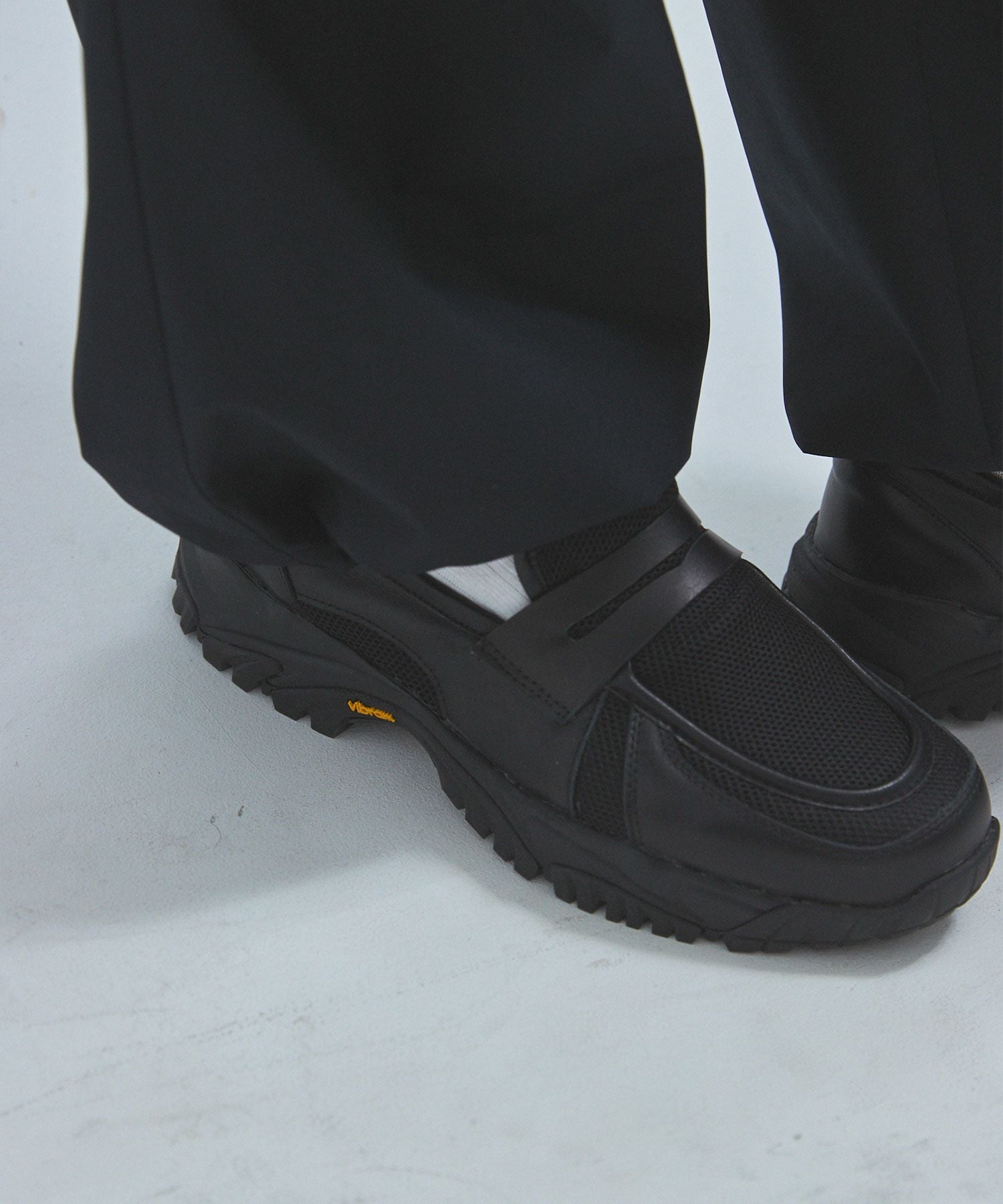 り*し様 VIBRAM×OPENING ACT ボリュームリアルレザーモカシンス Vibram × OPENING ACT] ボリュームVIBRAMソールリアルレザーモカシン