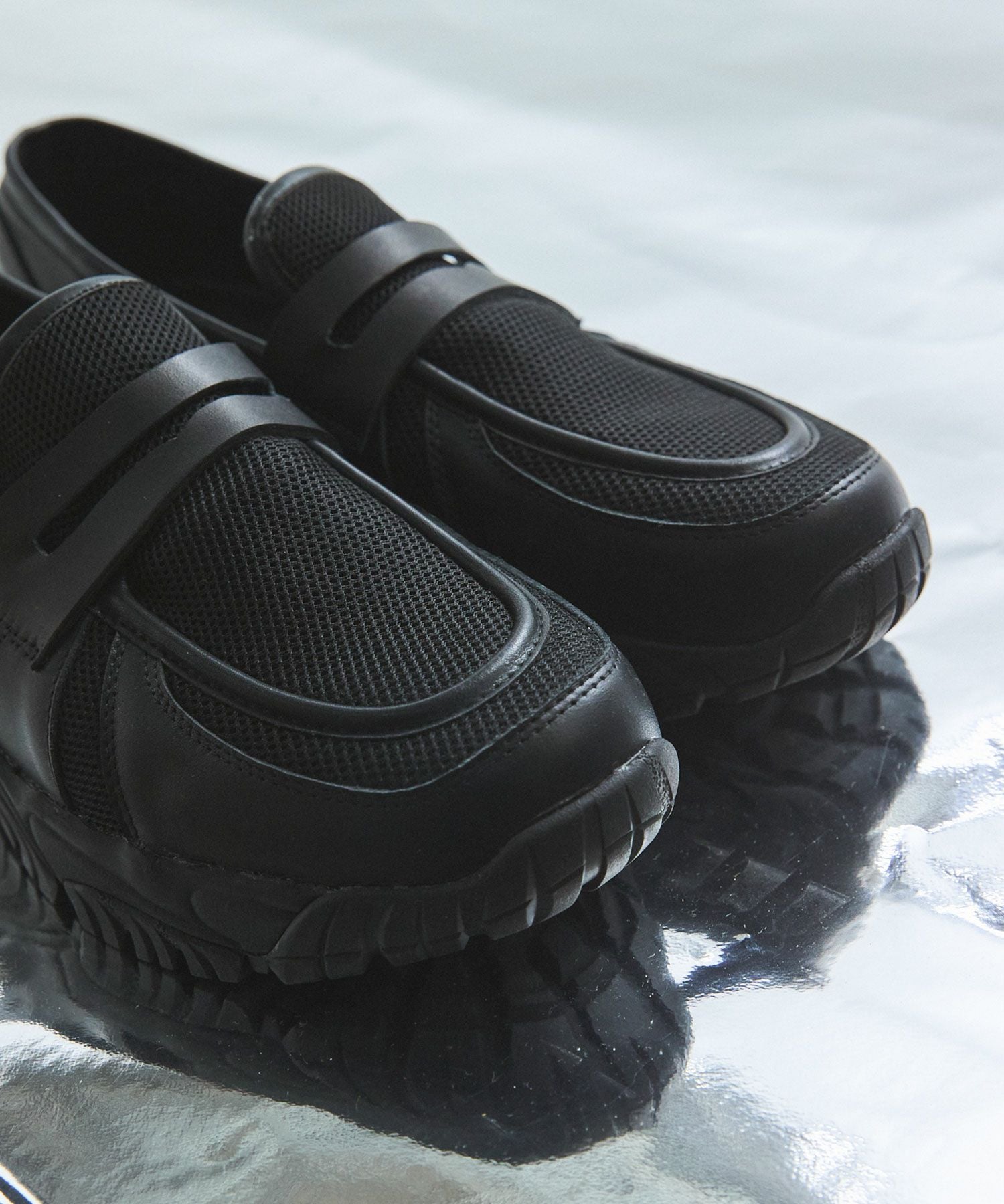 VIBRAM×OPENING ACT] ボリュームVIBRAMソールメッシュ×リアルレザー