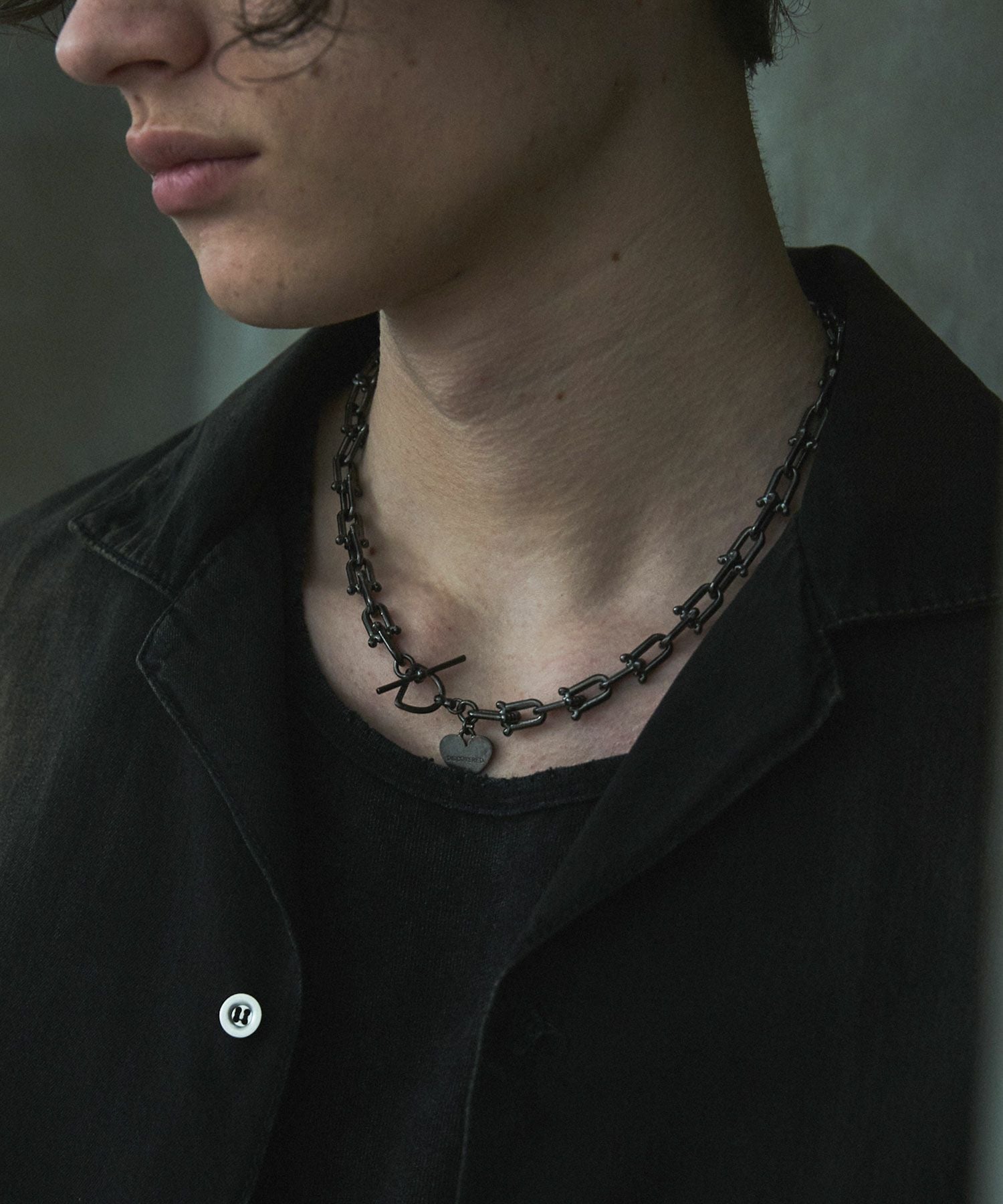 【限定コラボ】DISCOVERED×OPENING ACT ボーンネックレス 黒 DISCOVERED×OPENING ACT] BONE NECKLACE | OPENING ACT