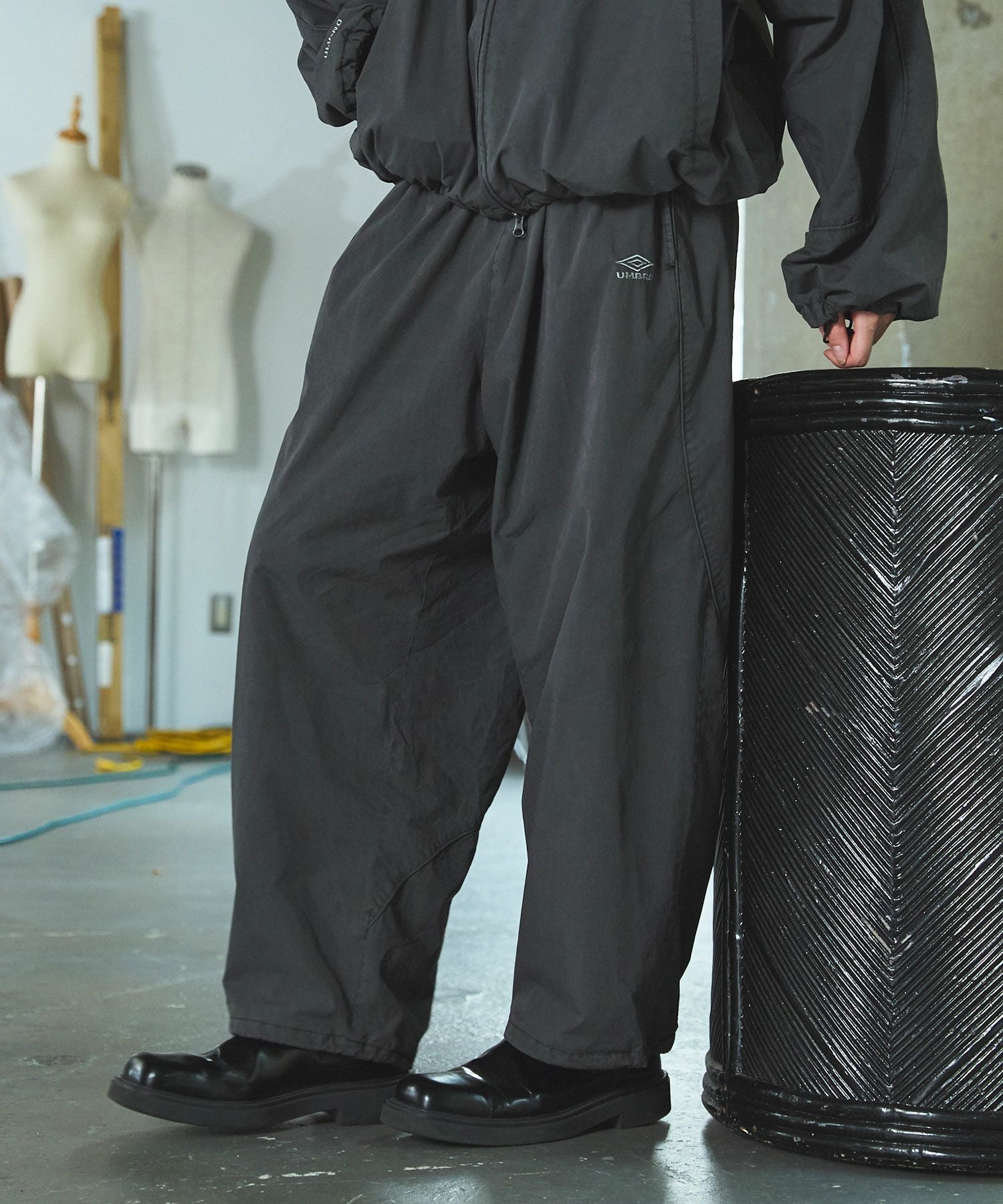 UMBRO×OPENING ACT baggy jogger pants M UMBRO×OPENING ACT] baggy jogger pants | OPENING ACT