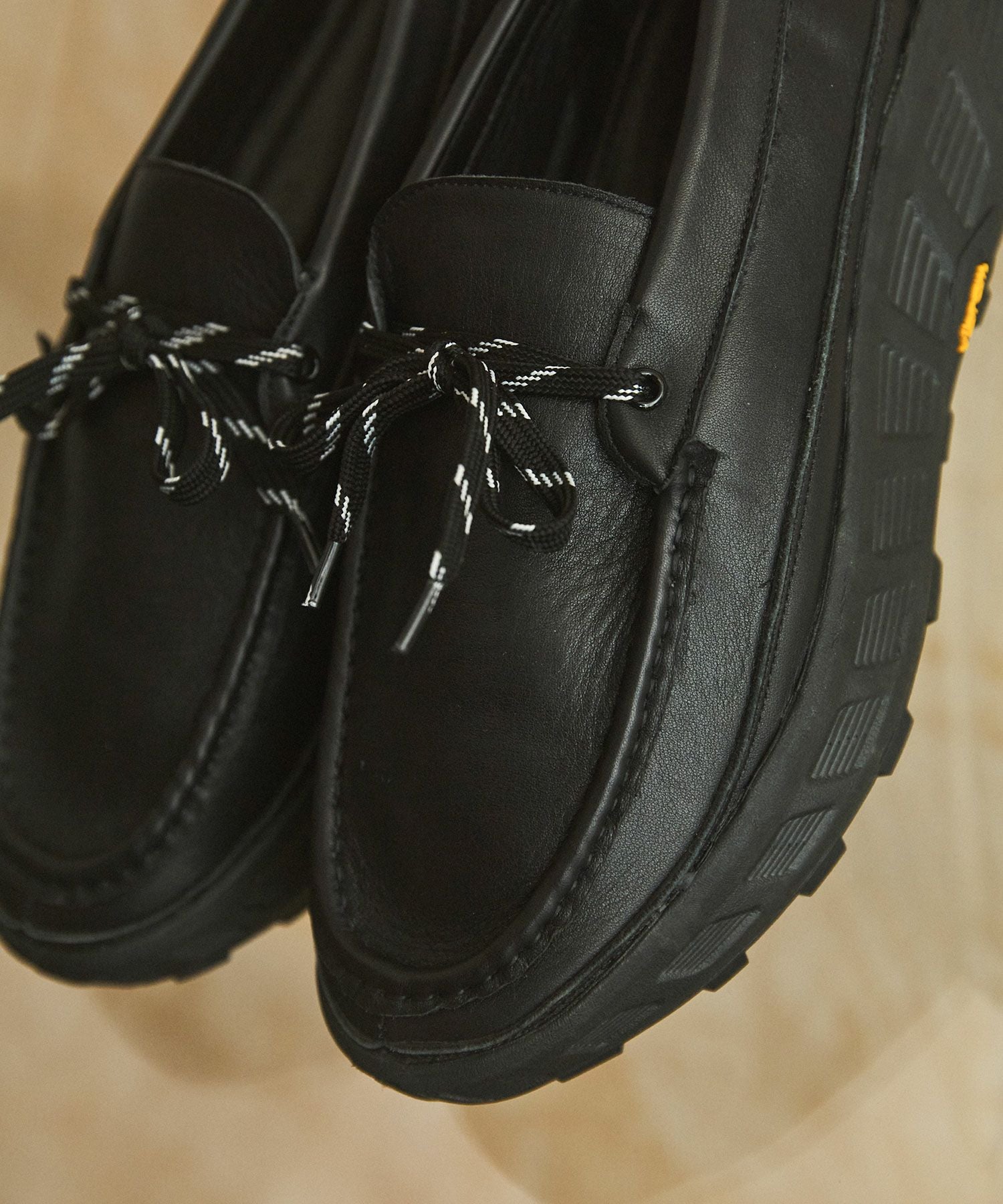 Vibram × OPENING ACT] ボリュームVIBRAMソールリアルレザーモカシン