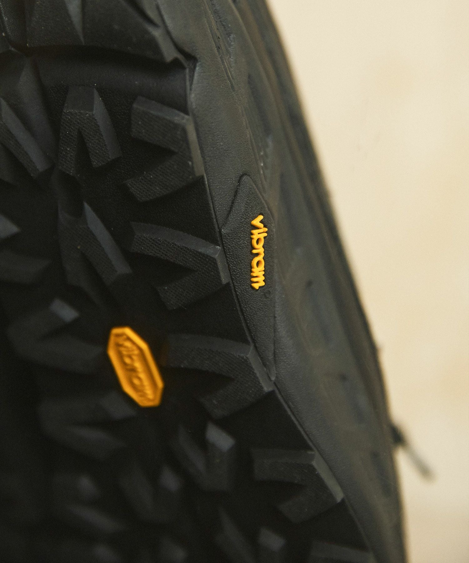 【中古】VIBRAM×OPENING ACT ボリュームレザーモカシンスニーカー Vibram × OPENING ACT] ボリュームVIBRAMソールリアルレザーモカシン