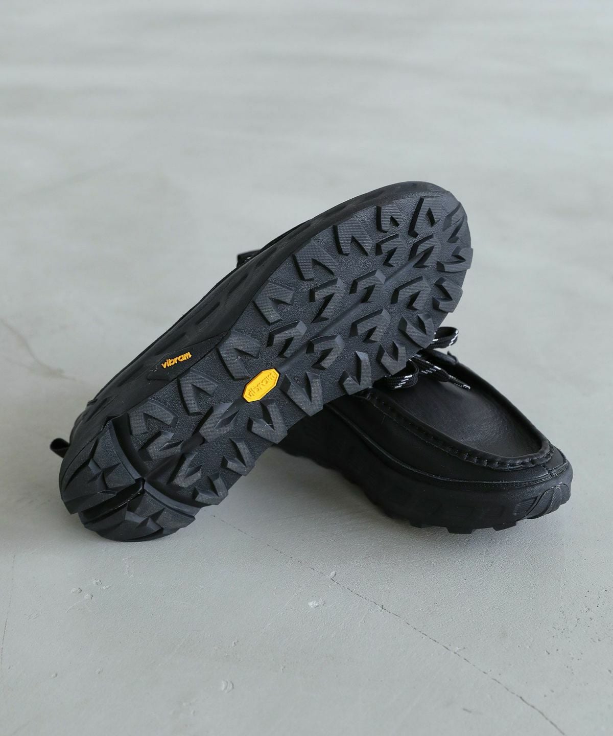 OPENING ACTボリュームVIBRAMソールリアルレザーモカシンスニーカー Vibram × OPENING ACT] ボリュームVIBRAMソールリアルレザーモカシン