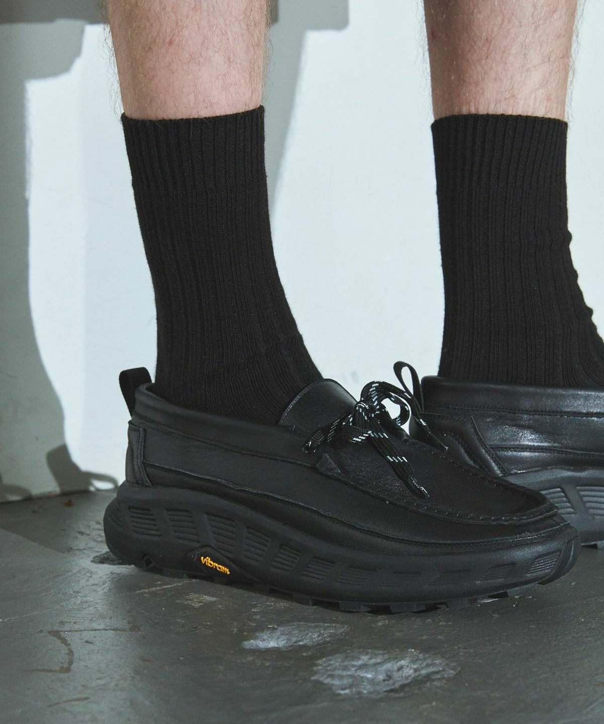 OPENING ACTボリュームVIBRAMソールリアルレザーモカシンスニーカー Vibram × OPENING ACT] ボリュームVIBRAMソールリアルレザーモカシン