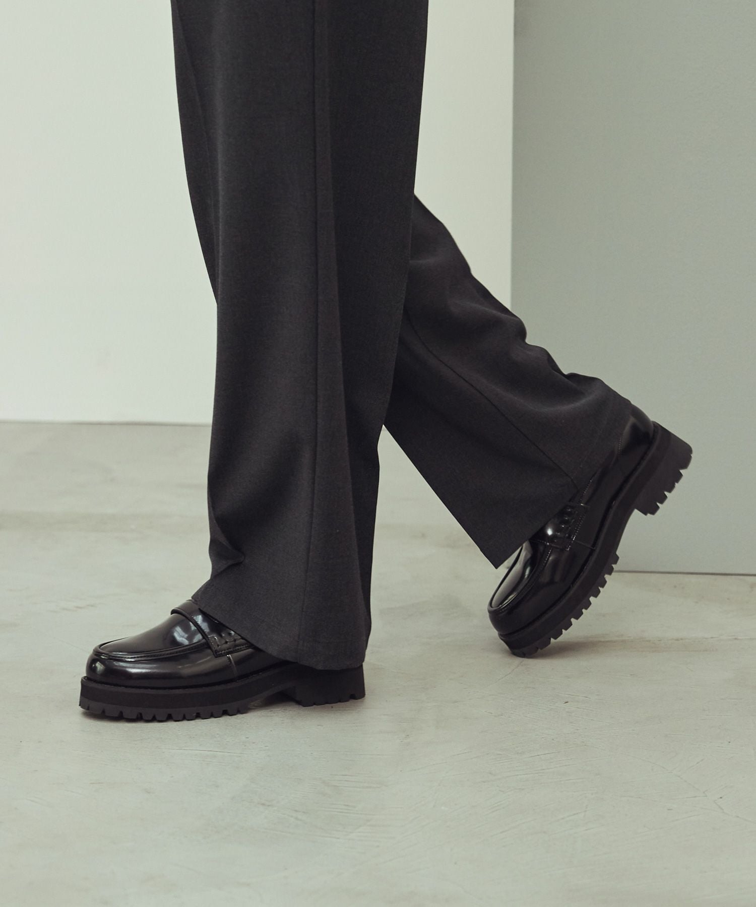 完売品VIBRAM×OPENING ACTローファースニーカー 26.5 中古・古着通販】OPENING act (オープニングアクト) vibram (ビブラム