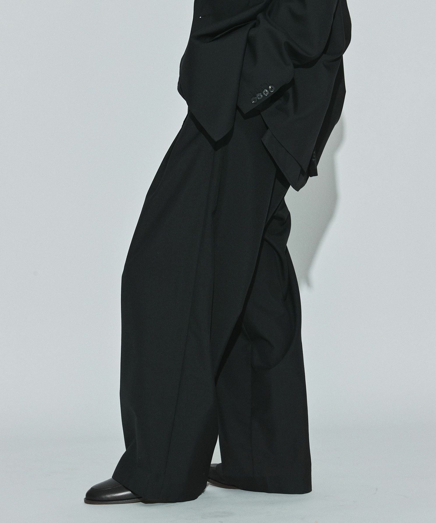000000001026-02.jpg?size=xl&w=