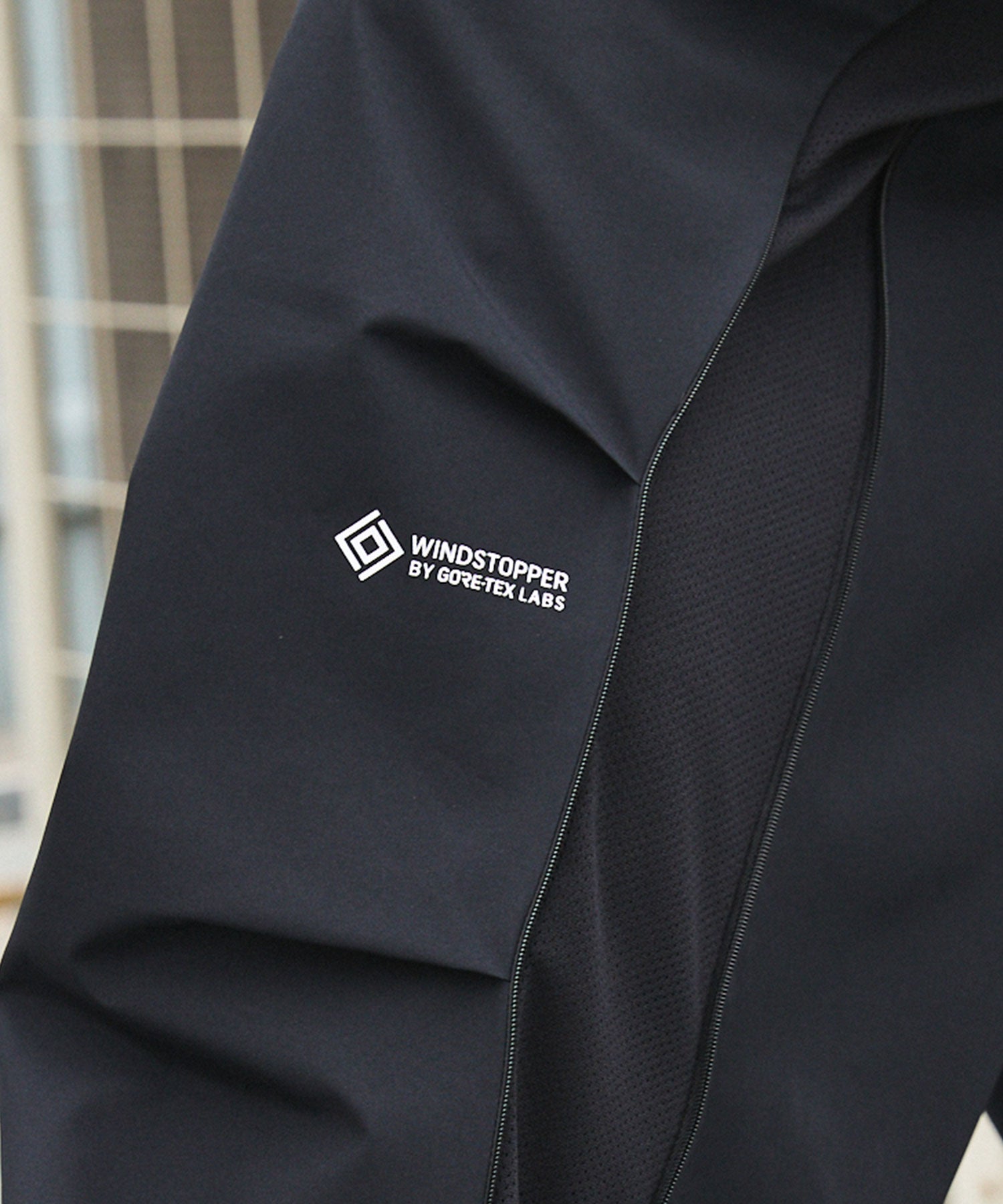 OPENING ACT × +phenix] WINDSTOPPER by GORE-TEX lab サイドベンチ