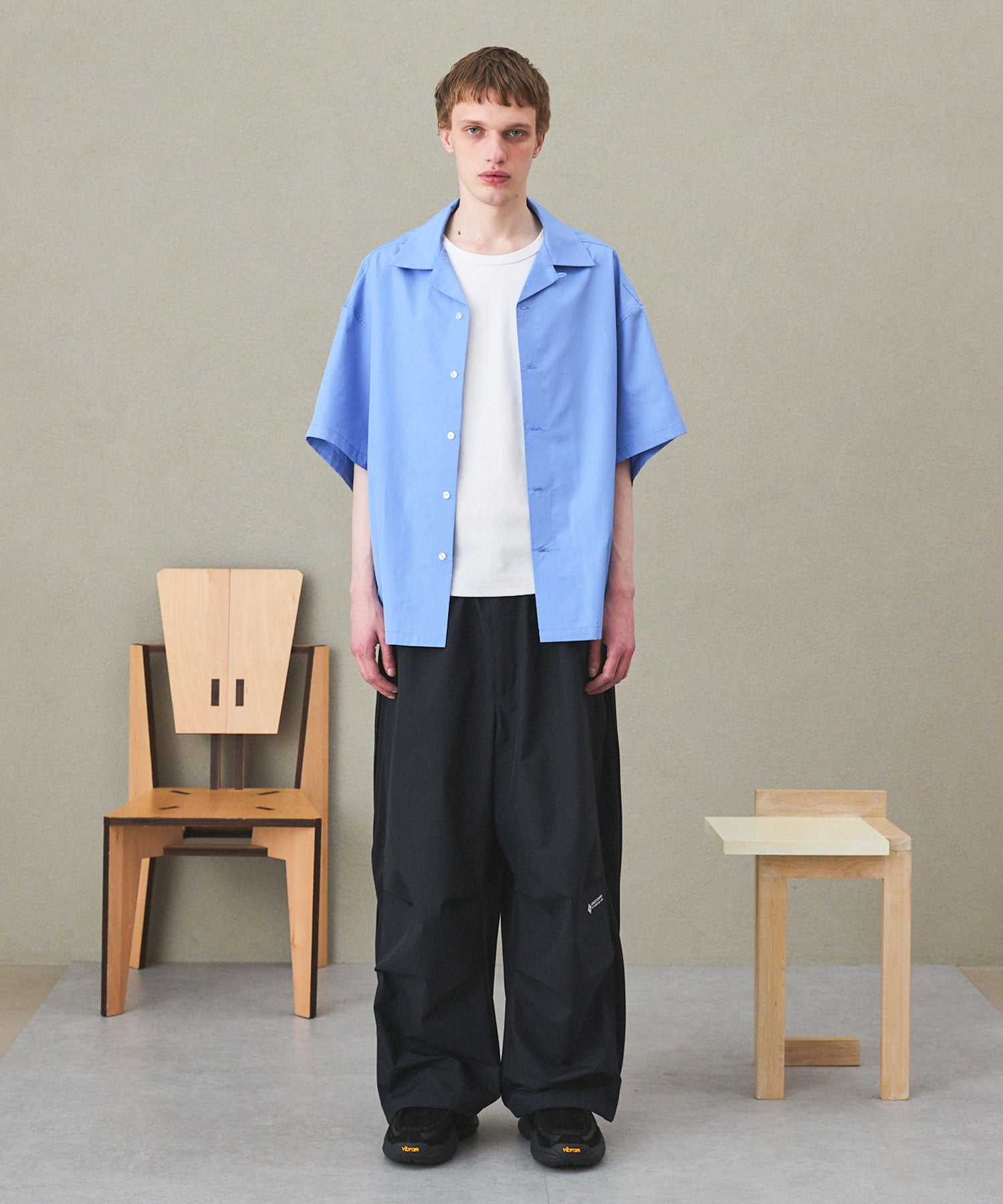 OPENING ACT × +phenix] WINDSTOPPER by GORE-TEX lab サイドベンチ
