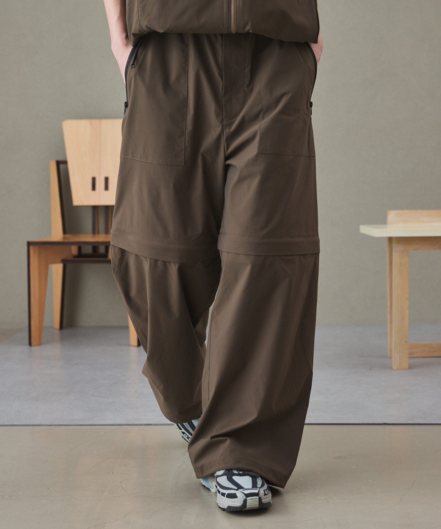 OPENING ACT] シワ防止シティテックコンバーチブルパンツ 〓予約販売