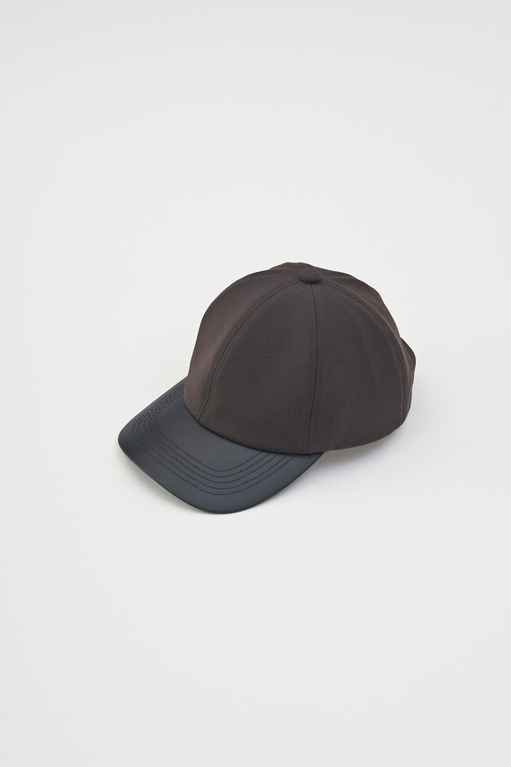 VICTIM × CA4LA] LEATHER B.B CAP 〓予約販売・9月頃お届け予定