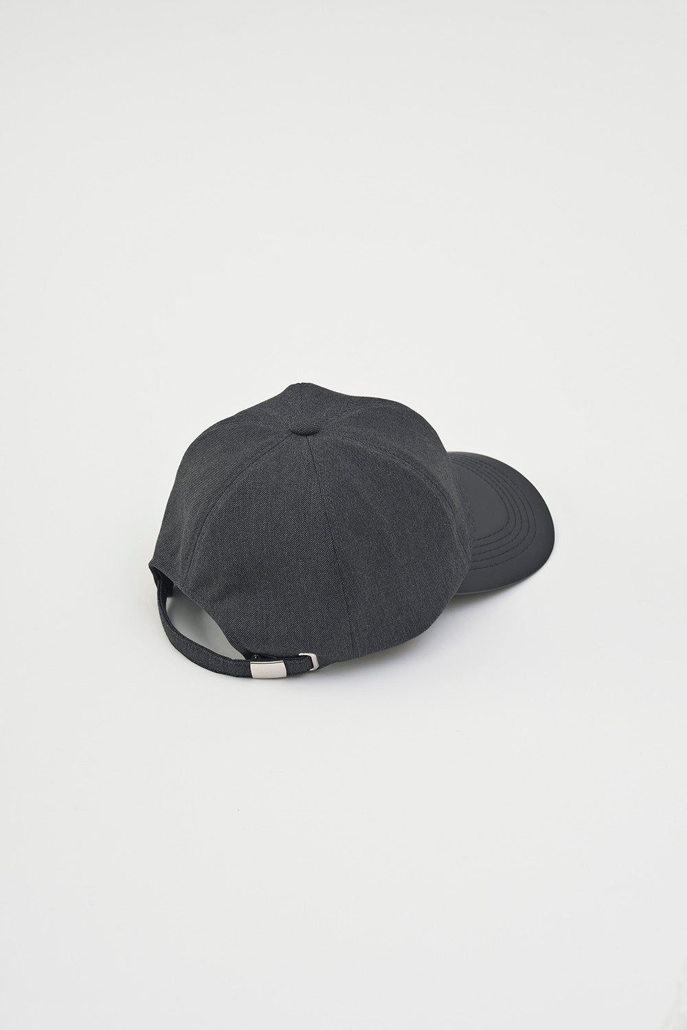VICTIM × CA4LA] LEATHER B.B CAP 〓予約販売・9月頃お届け予定