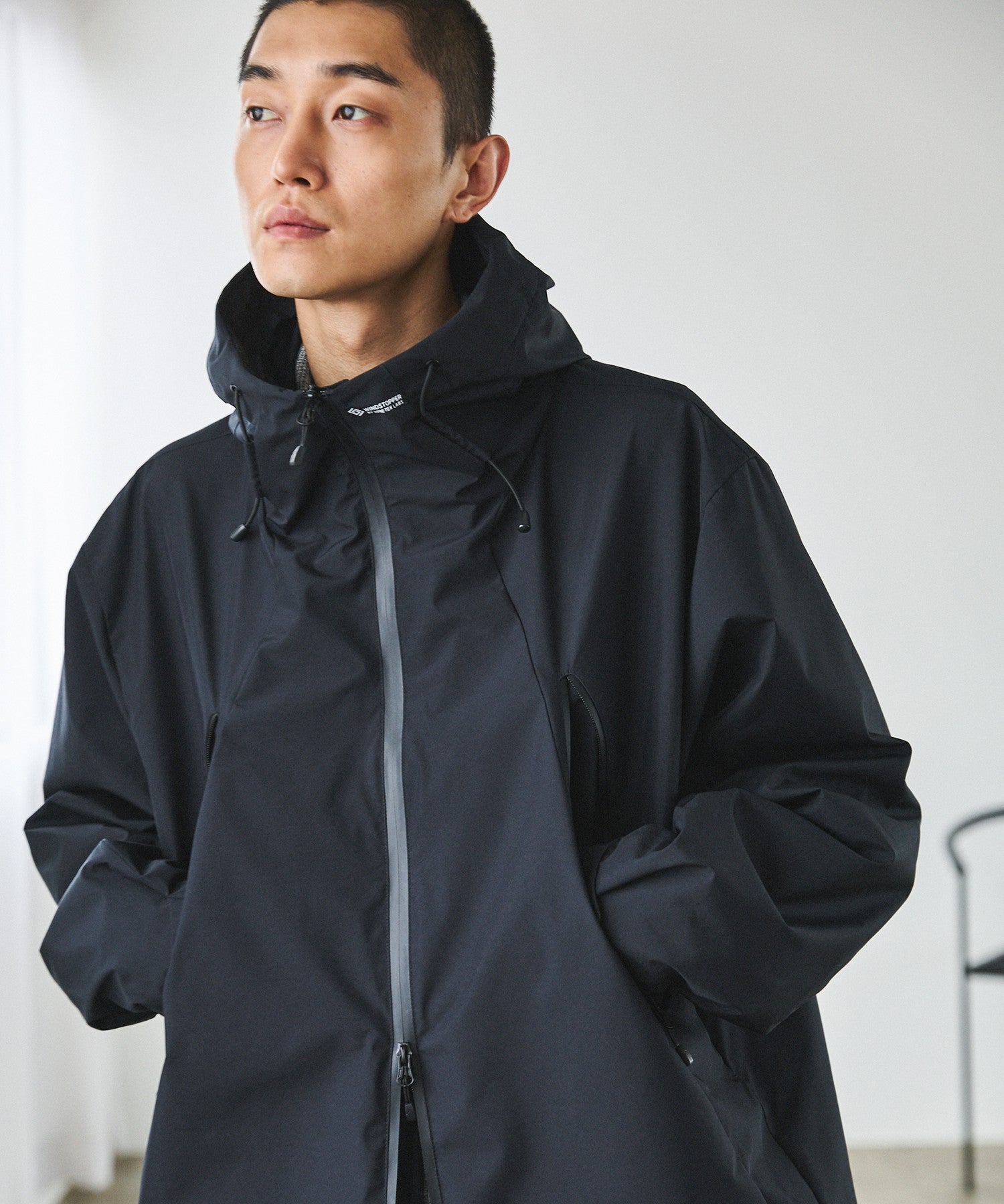 +phenix opening act マウンテンパーカー 黒 Lサイズ phenix × OPENING ACT] WINDSTOPPER by GORE-TEX lab ボリューム