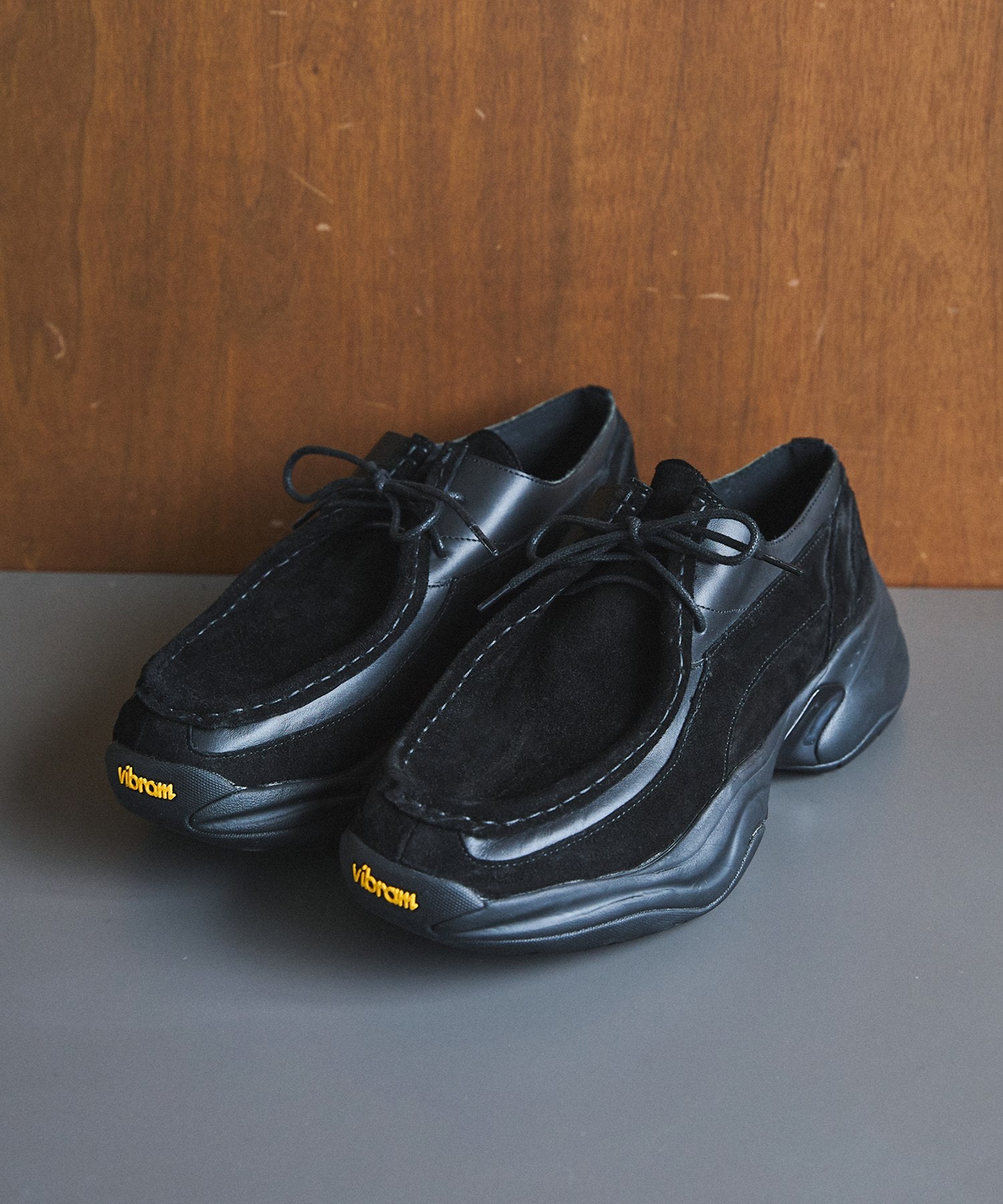 VIBRAM×OPENING ACT] ボリュームVIBRAMソールリアルレザーモカシン